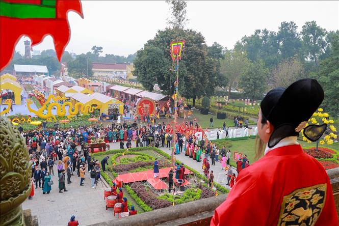 TÁI HIỆN CÁC NGHI LỄ “TỐNG CỰU NGHINH TÂN” TẠI HOÀNG THÀNH THĂNG LONG